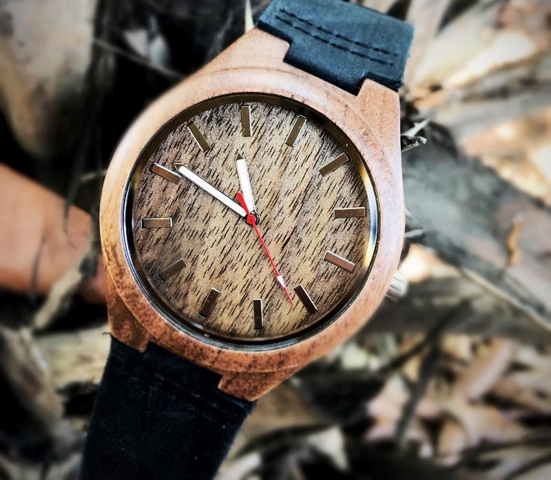 Wild style Bamboo Analog Wristwatch